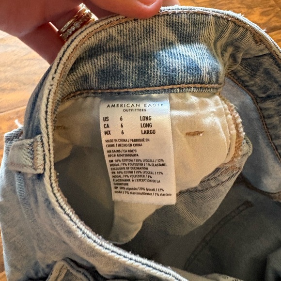 American Eagle Jeans - Picture 3 of 4